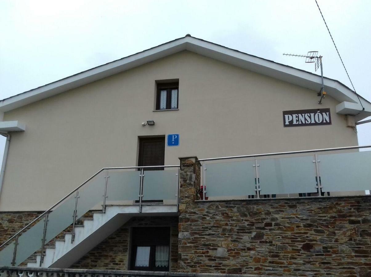 Pension Las Catedrales Hotel Ribadeo Exterior photo